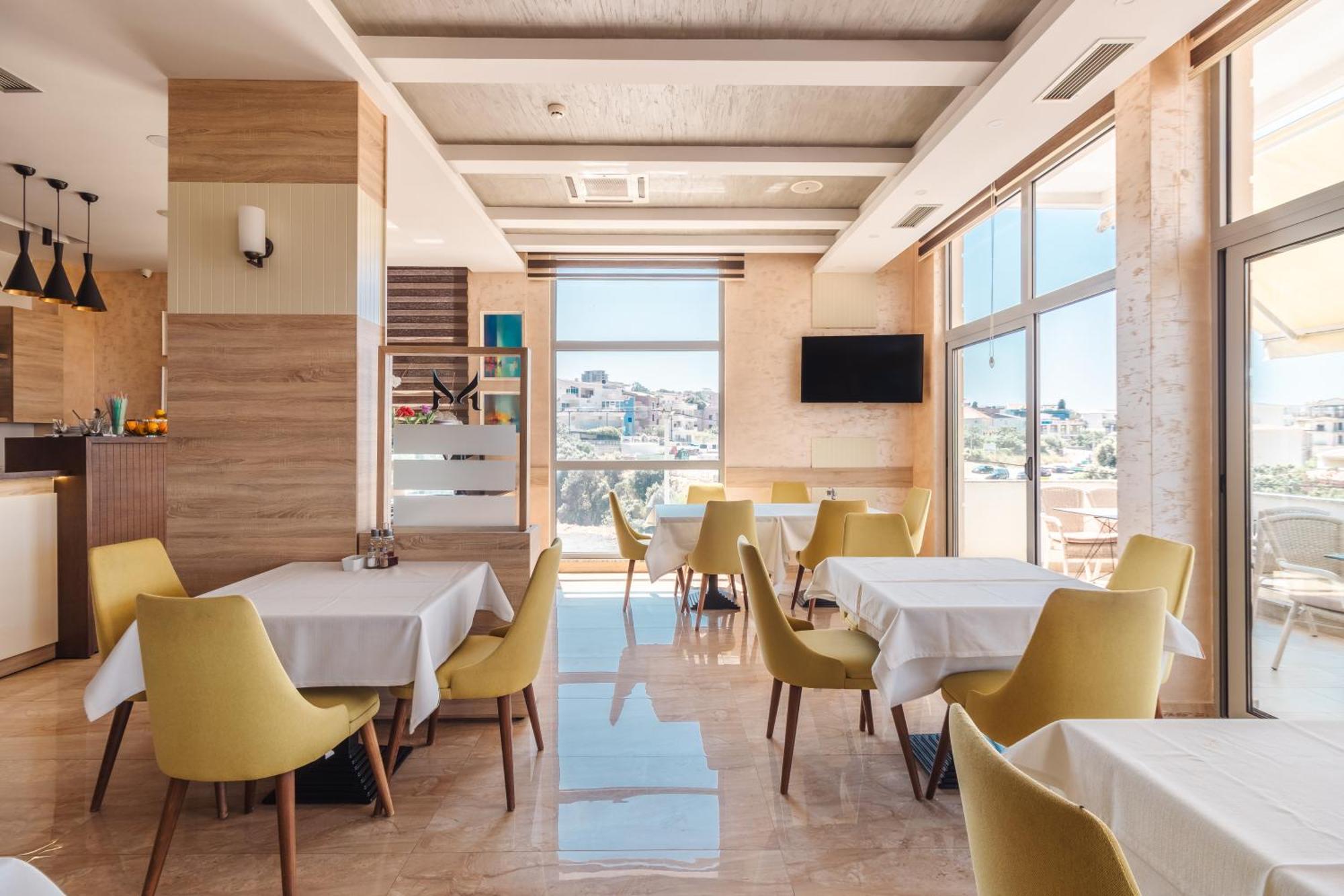 Lux Hotel M Добра Вода Екстер'єр фото